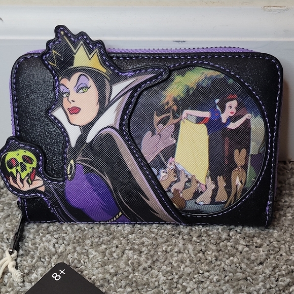 Disney Villains Purple Wallet - Picture 1 of 3